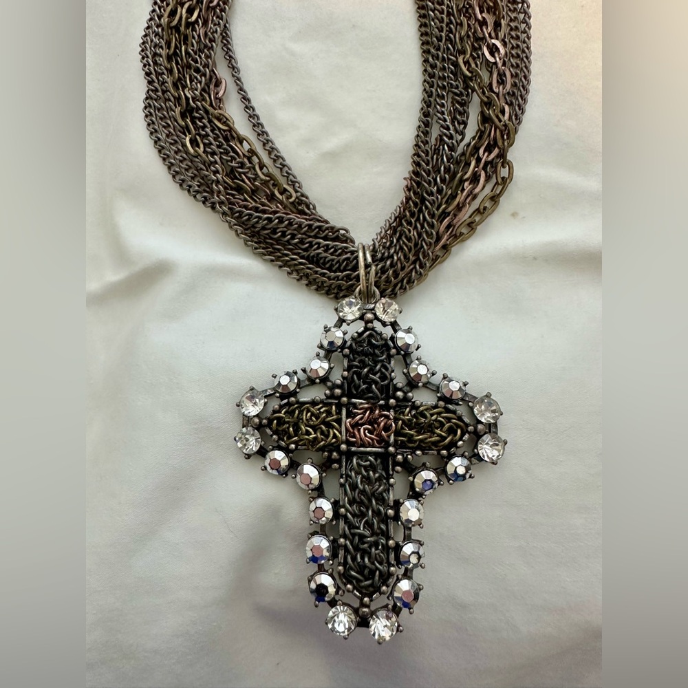RARE Única 12-Strand Liquid Gunmetal Statement Necklace
